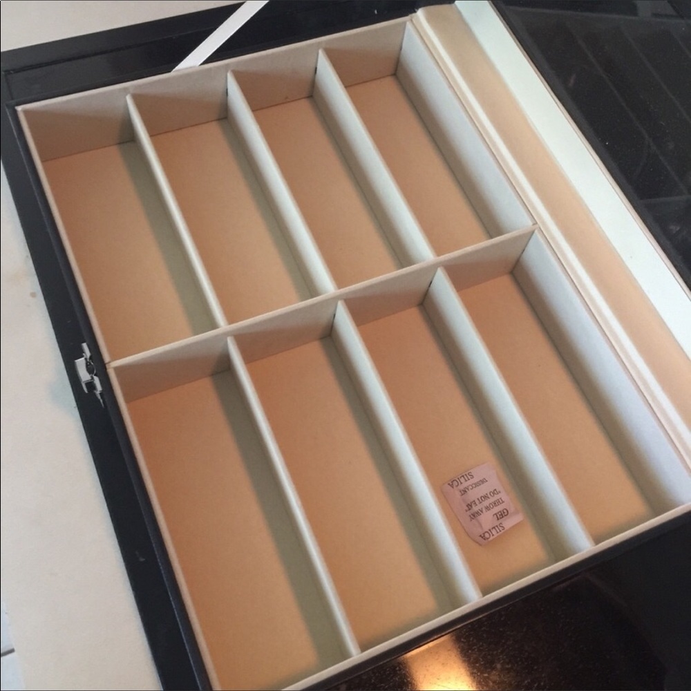 Sunglasses display storage travel leather case - Picture 8 of 8